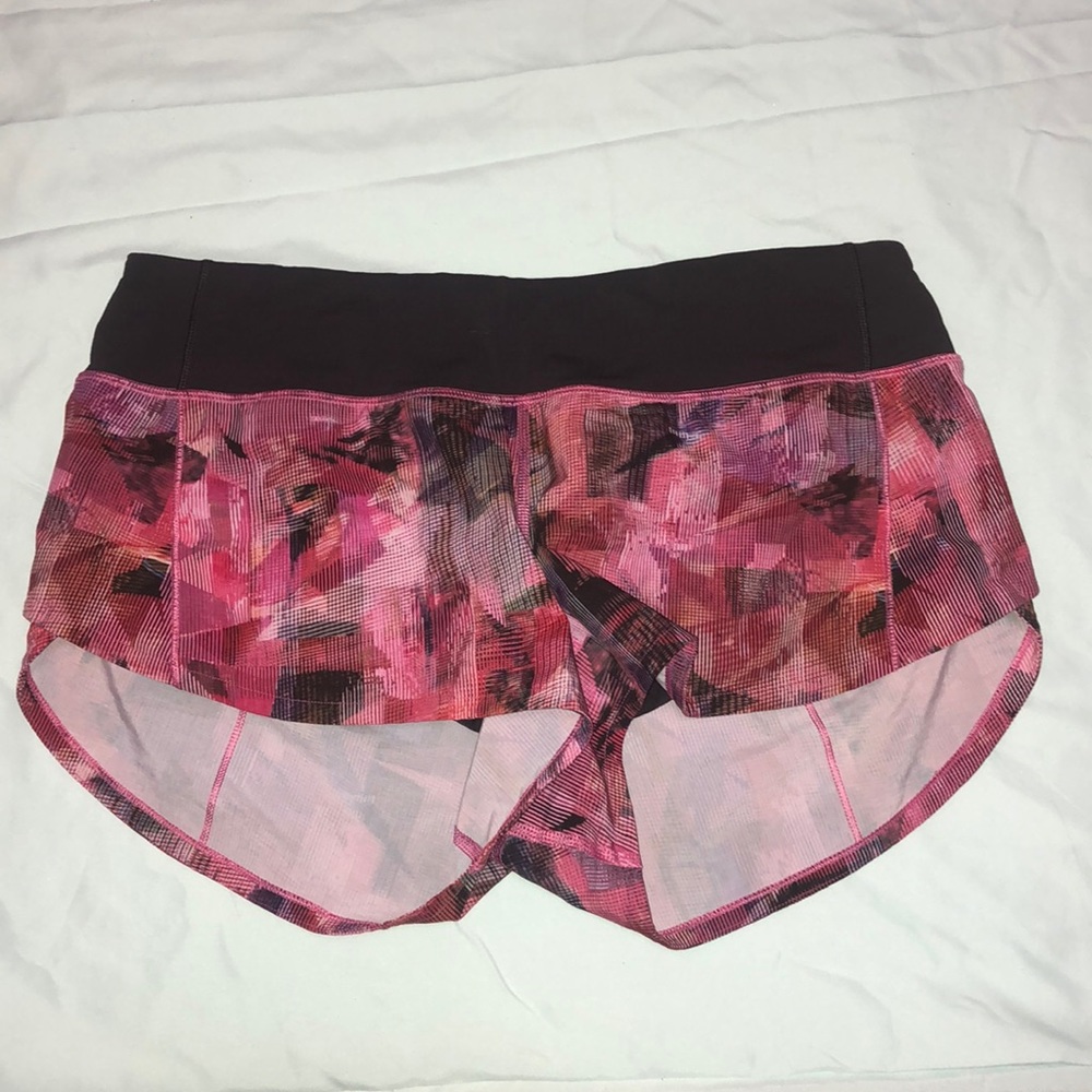 Lululemon size 6 regular
